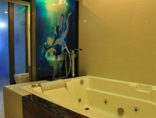 Hotel Dream World Las Piñas Buitenkant foto