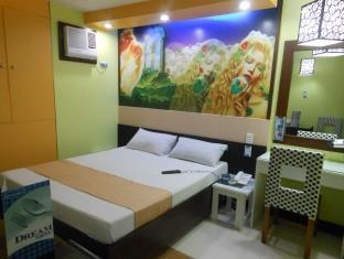 Hotel Dream World Las Piñas Buitenkant foto