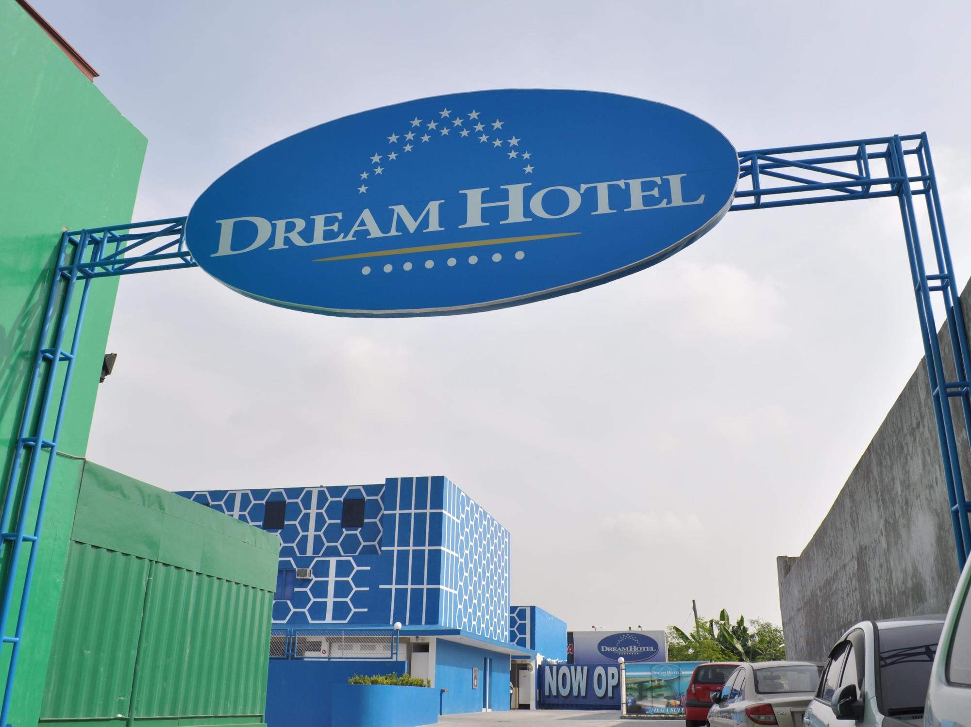Hotel Dream World Las Piñas Buitenkant foto