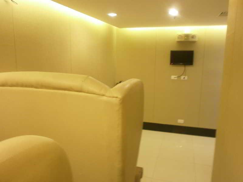 Hotel Dream World Las Piñas Buitenkant foto