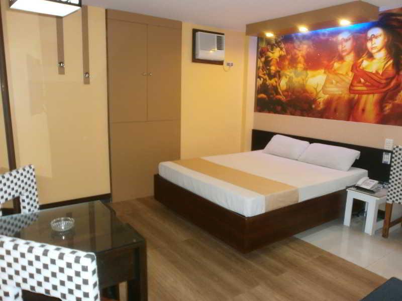 Hotel Dream World Las Piñas Buitenkant foto