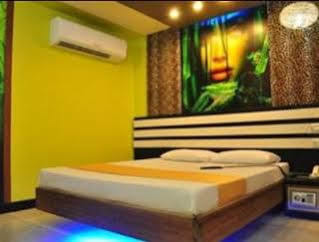 Hotel Dream World Las Piñas Buitenkant foto